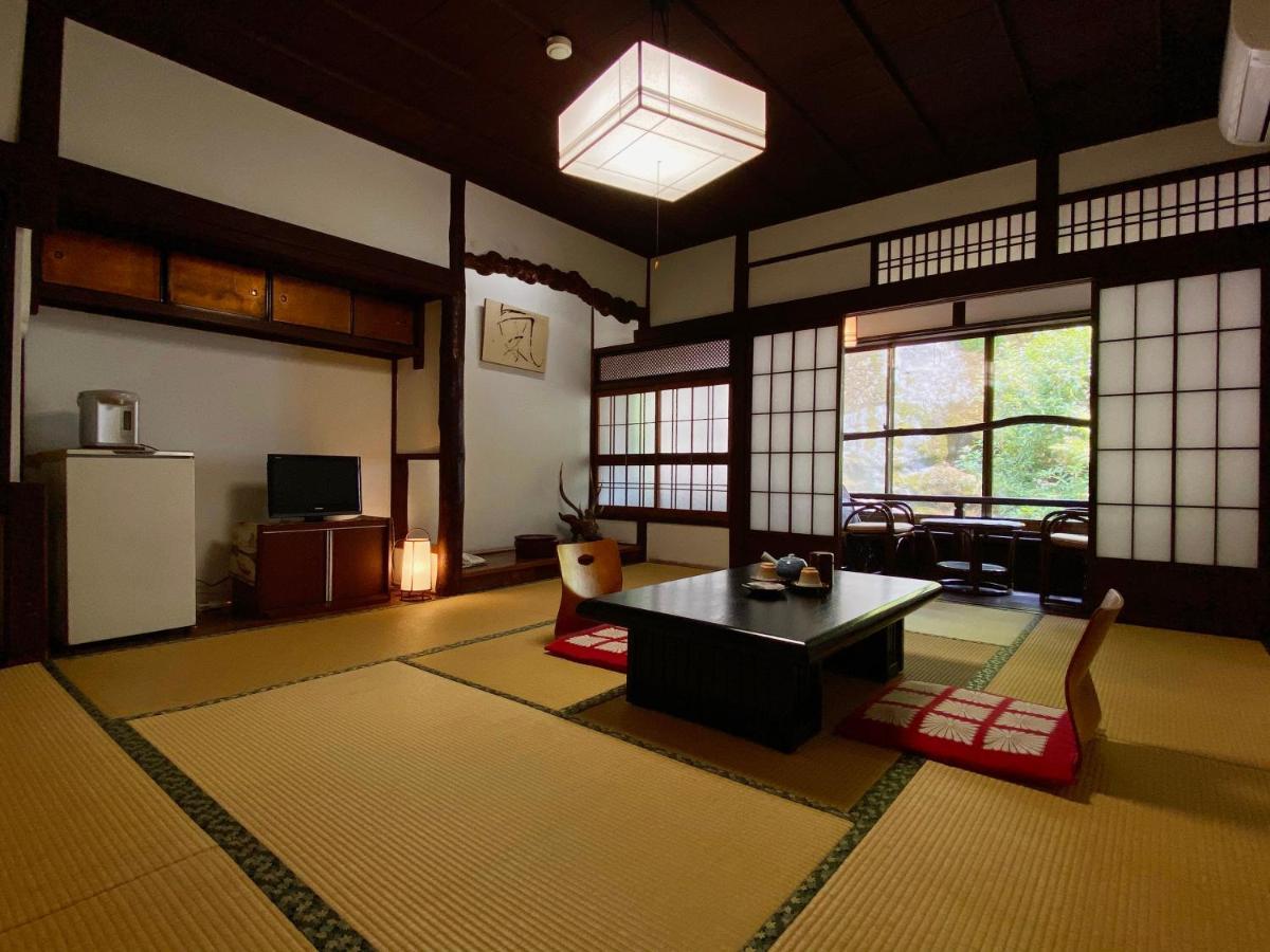 Ryoso Kawaguchi Hotel Hatsukaichi Exterior photo
